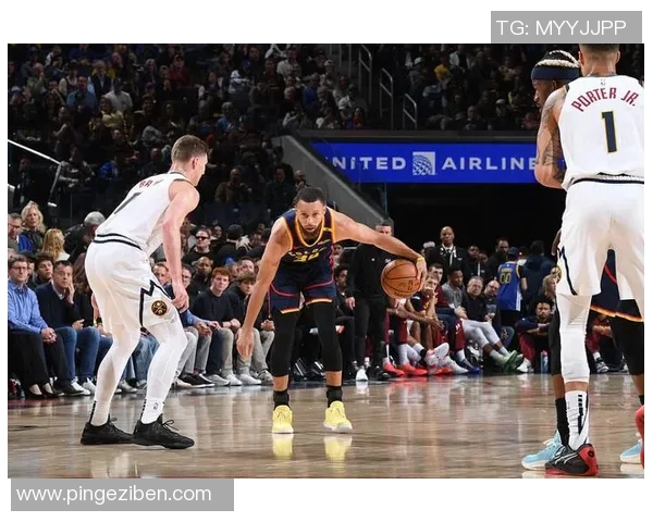 对攻大战！勇士&灰熊首节合砍73分，命中率均超过5成